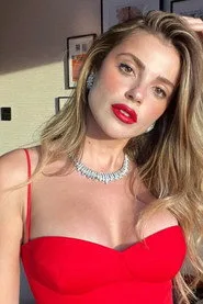 Ezgi Eyüboğlu