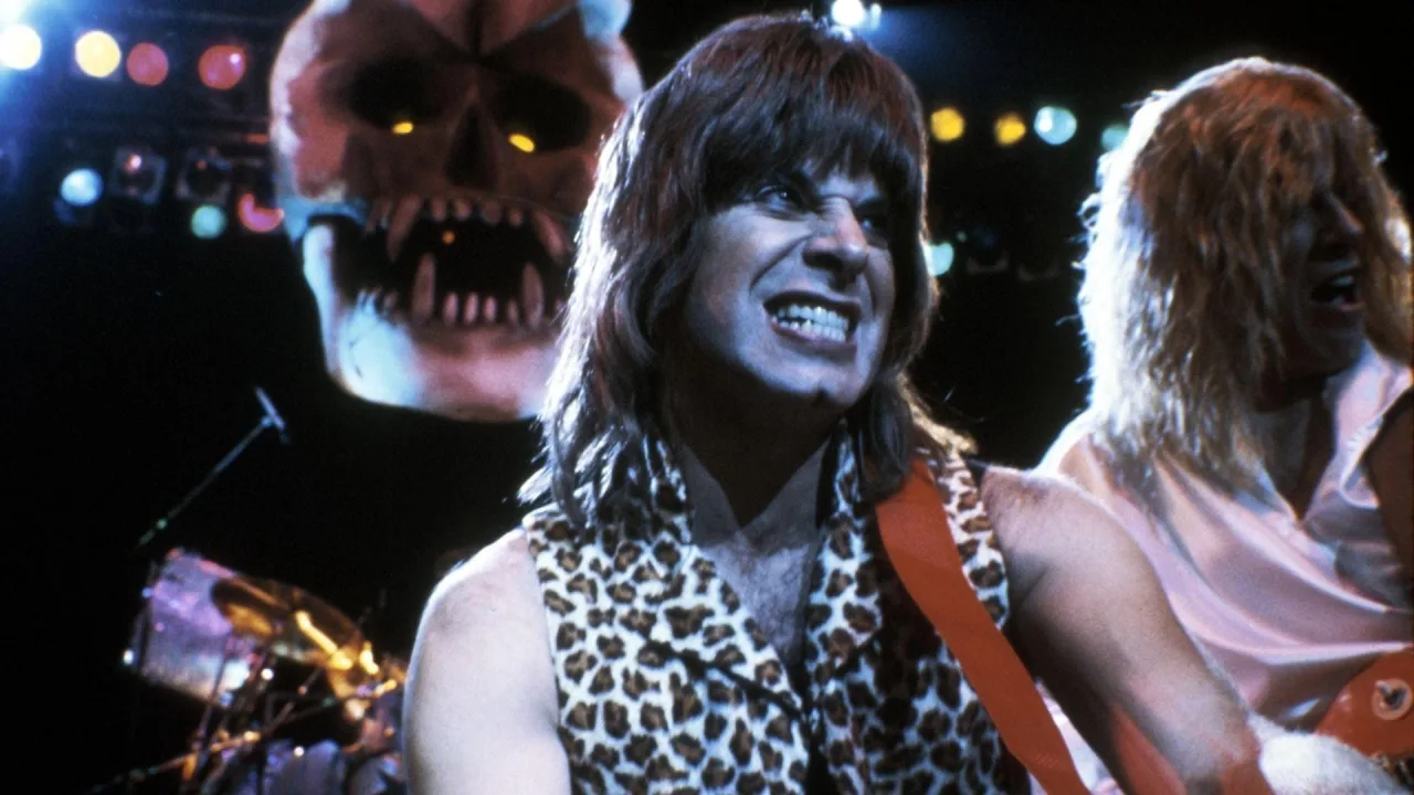 Huzurlarınızda Spinal Tap İndir - görsel 4