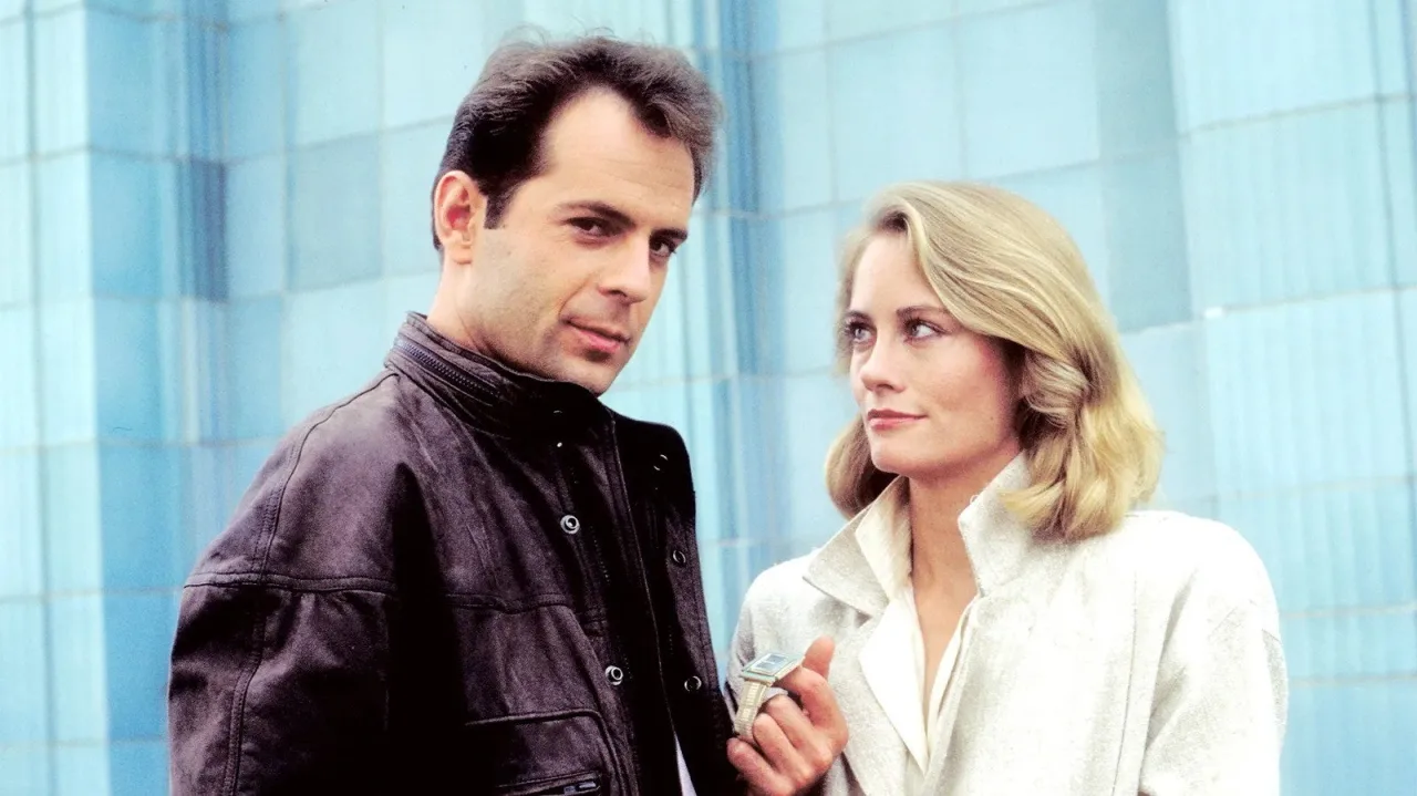 Moonlighting 1080p İndir - görsel 8