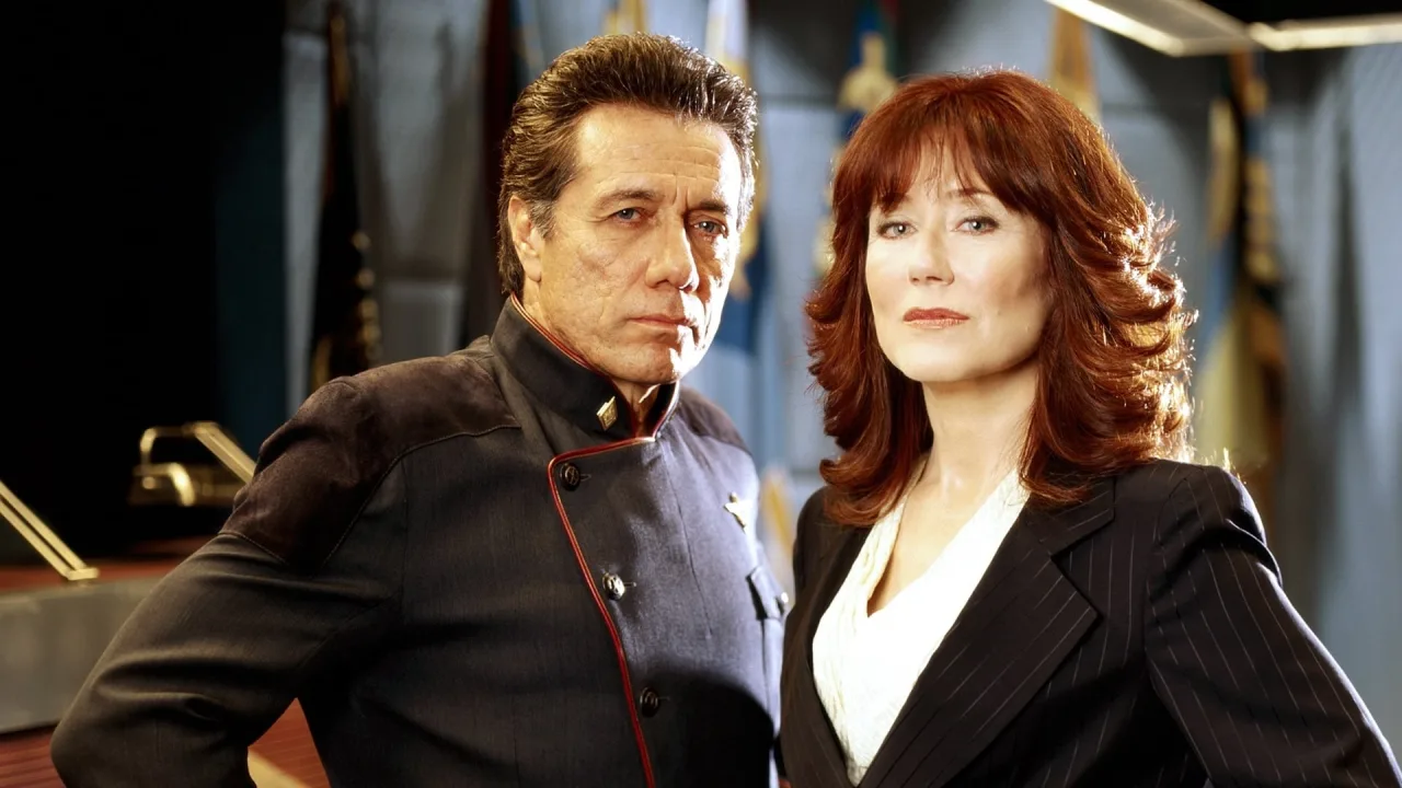Savaş Yıldızı Galactica 1080p İndir - görsel 1