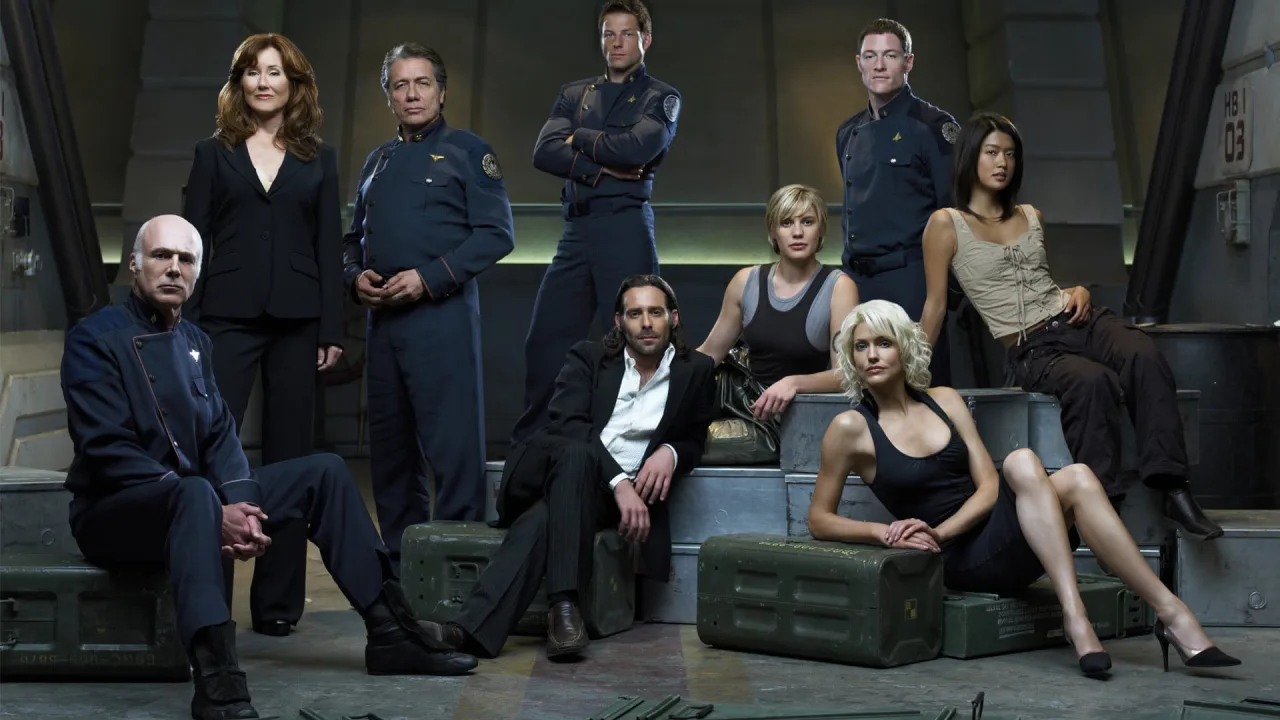 Savaş Yıldızı Galactica İndir - görsel 2