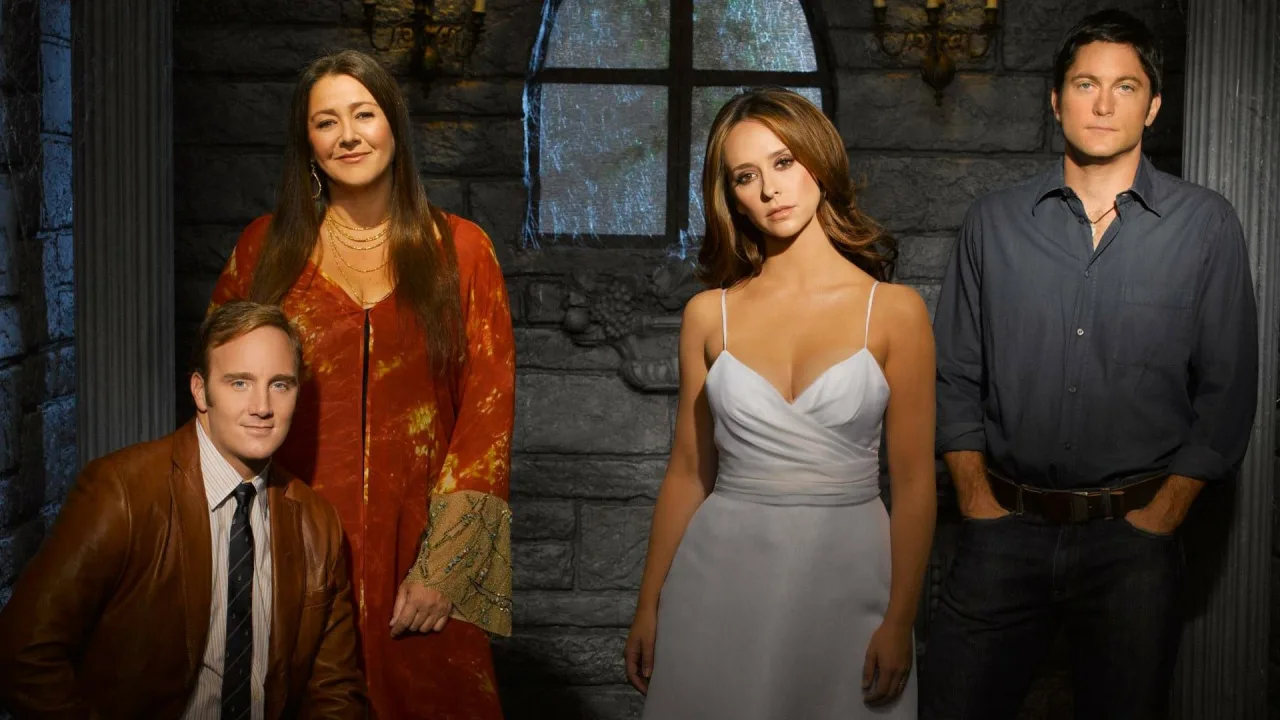 Ghost Whisperer İndir - görsel 2