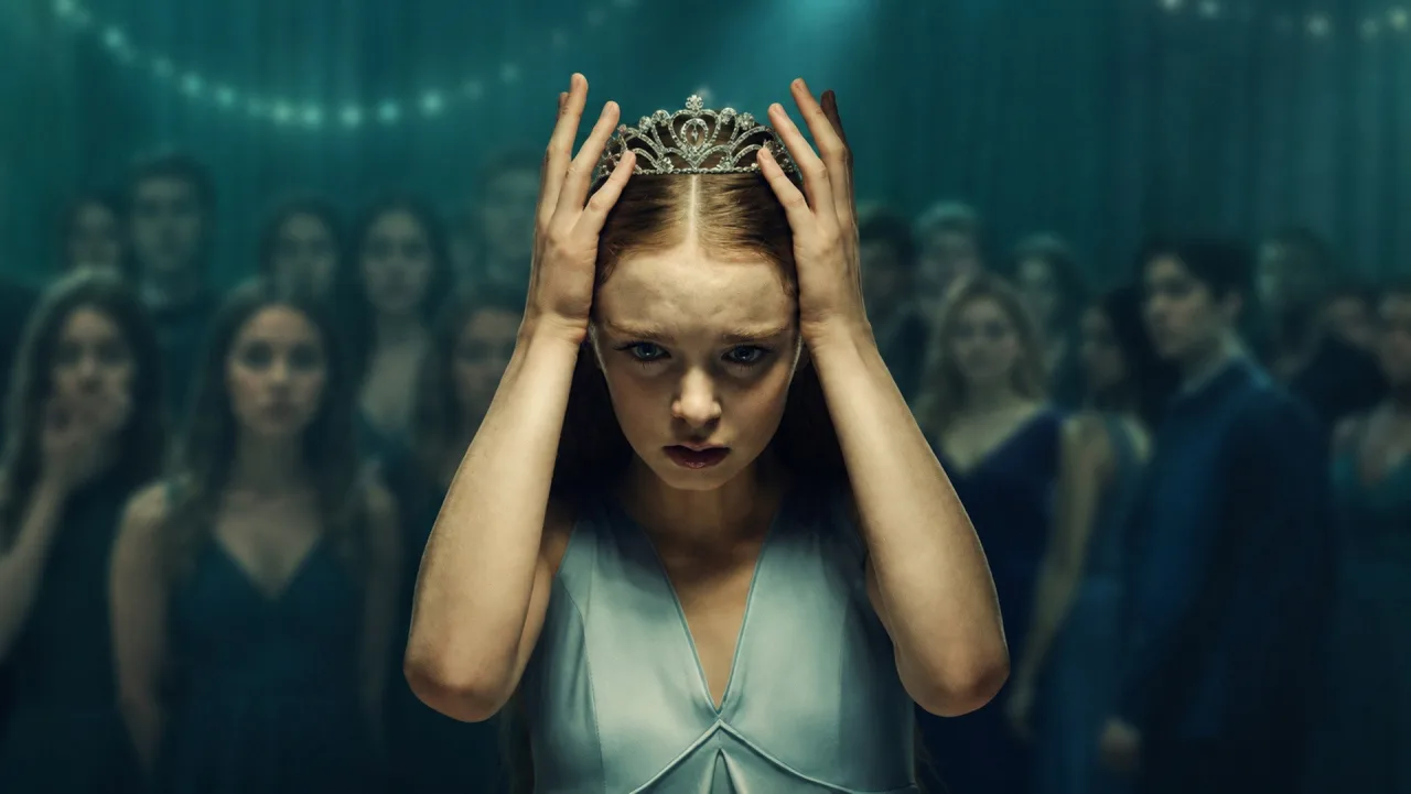 Carrie 1080p Dual İndir - görsel 1