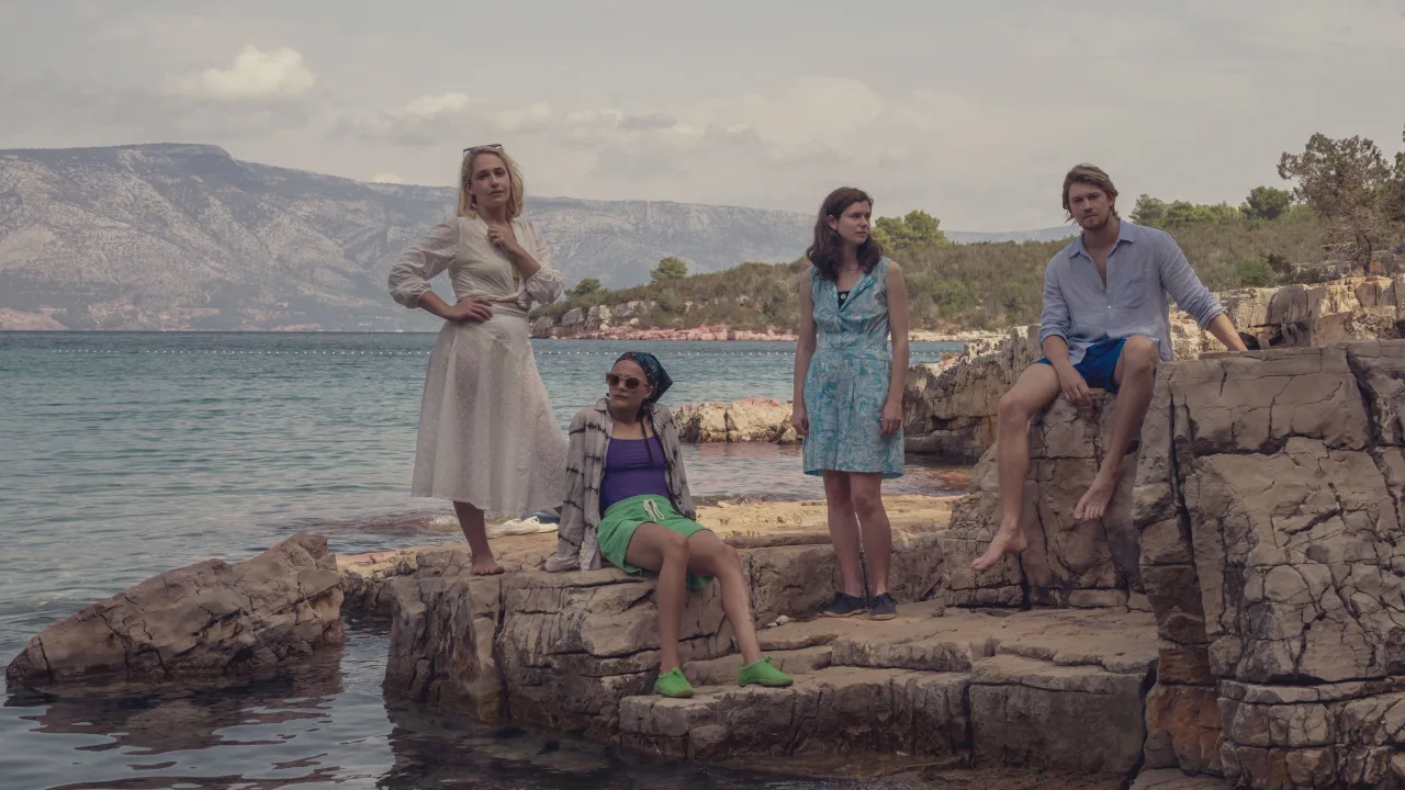 Conversations with Friends 1080p İndir - görsel 1