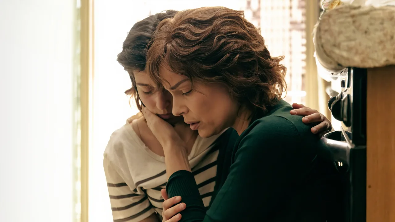 The Good Mothers İndir - görsel 7