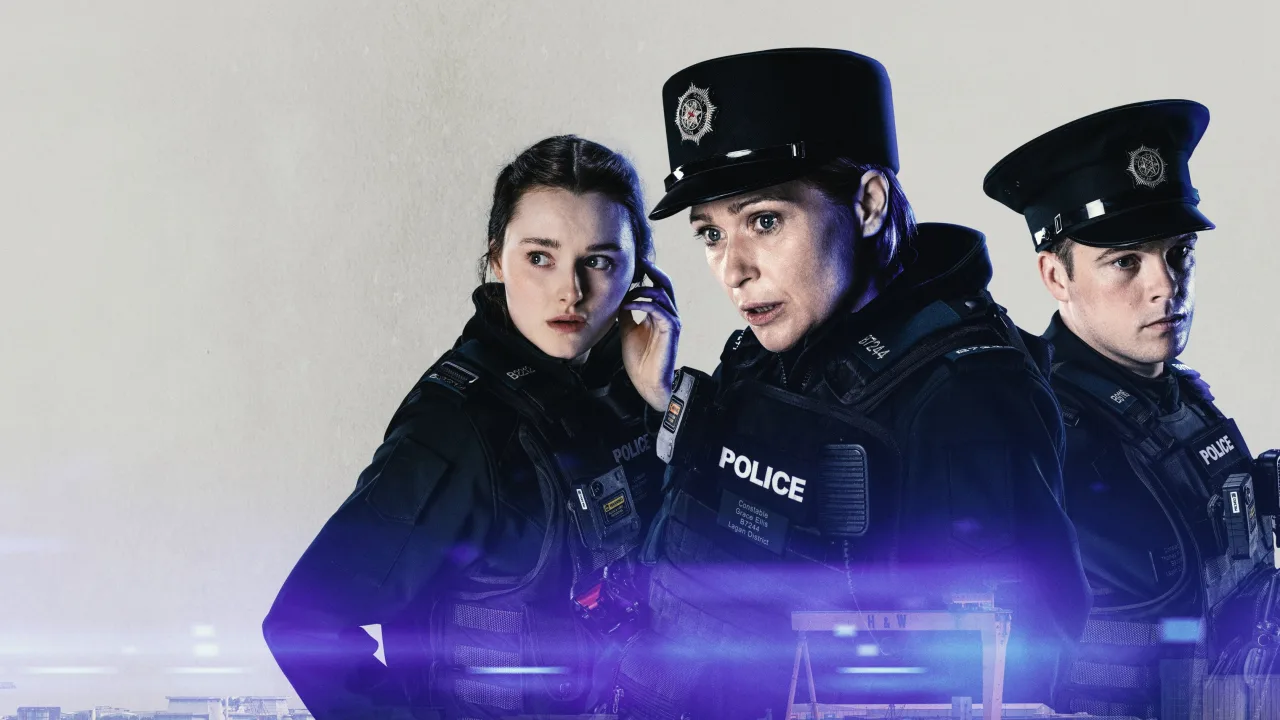 Blue Lights 1080p Dual İndir - görsel 9