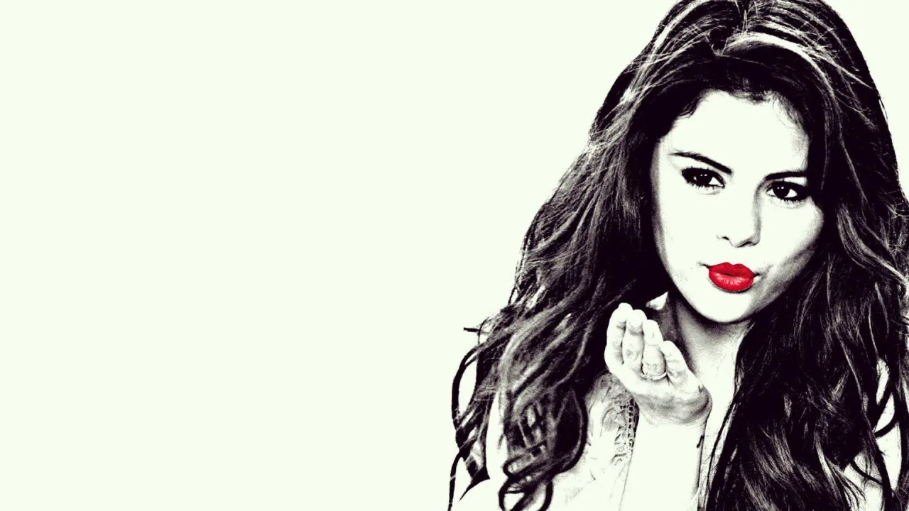 Behaving Badly İndir - görsel 2