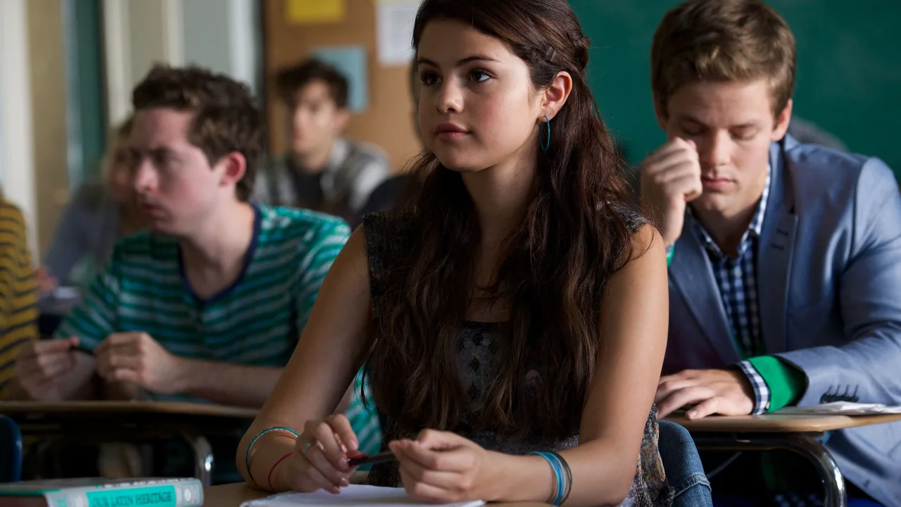 Behaving Badly İndir - görsel 6