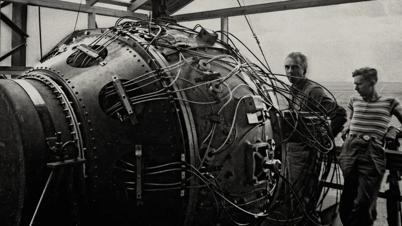 Dönüm Noktası: Atom Bombası ve Soğuk Savaş 1080p İndir - görsel 6