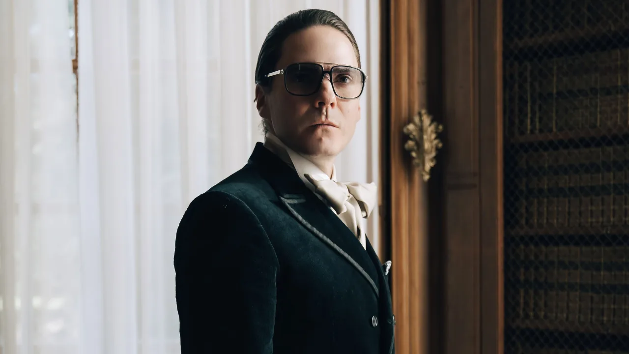 Becoming Karl Lagerfeld 1080p İndir - görsel 9