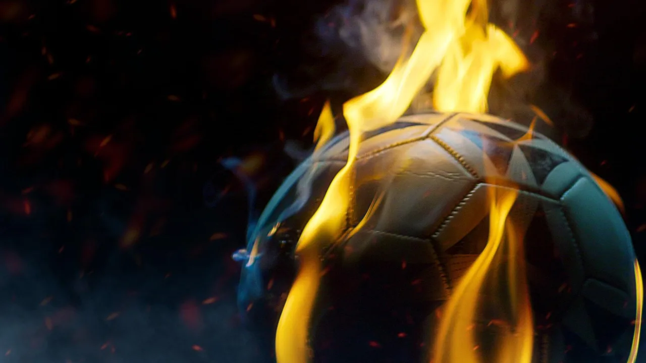 Futbol Kulübünde Yangın: Kül Olan Hayaller 1080p İndir - görsel 1