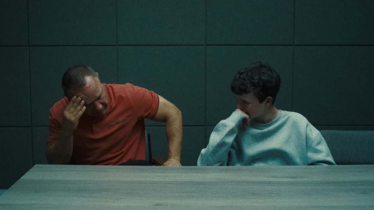 Adolescence 1080p İndir - görsel 9