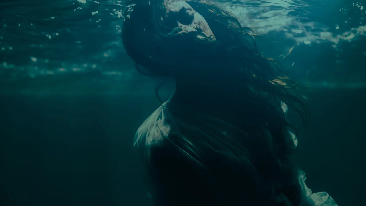 Bodies in the Water 1080p Dual İndir - görsel 1
