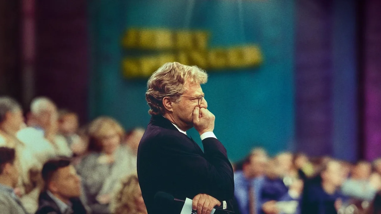 Jerry Springer: Fights, Camera, Action 1080p İndir - görsel 1