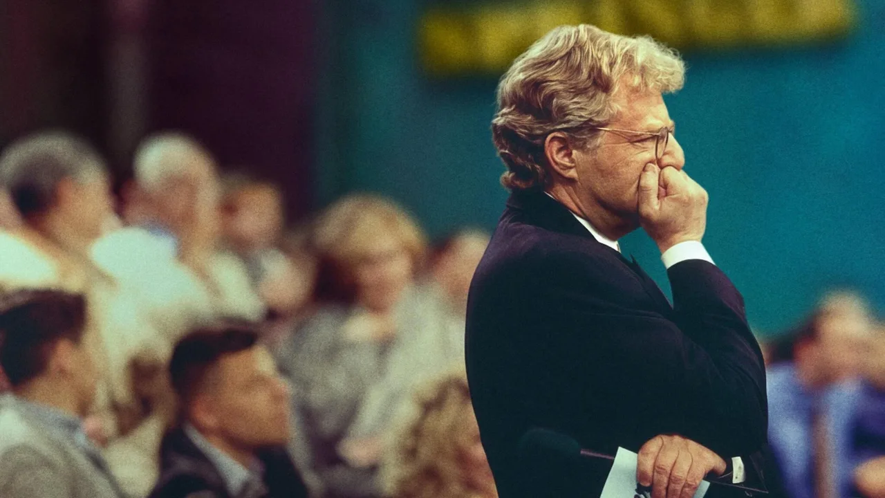 Jerry Springer: Fights, Camera, Action 1080p İndir - görsel 4