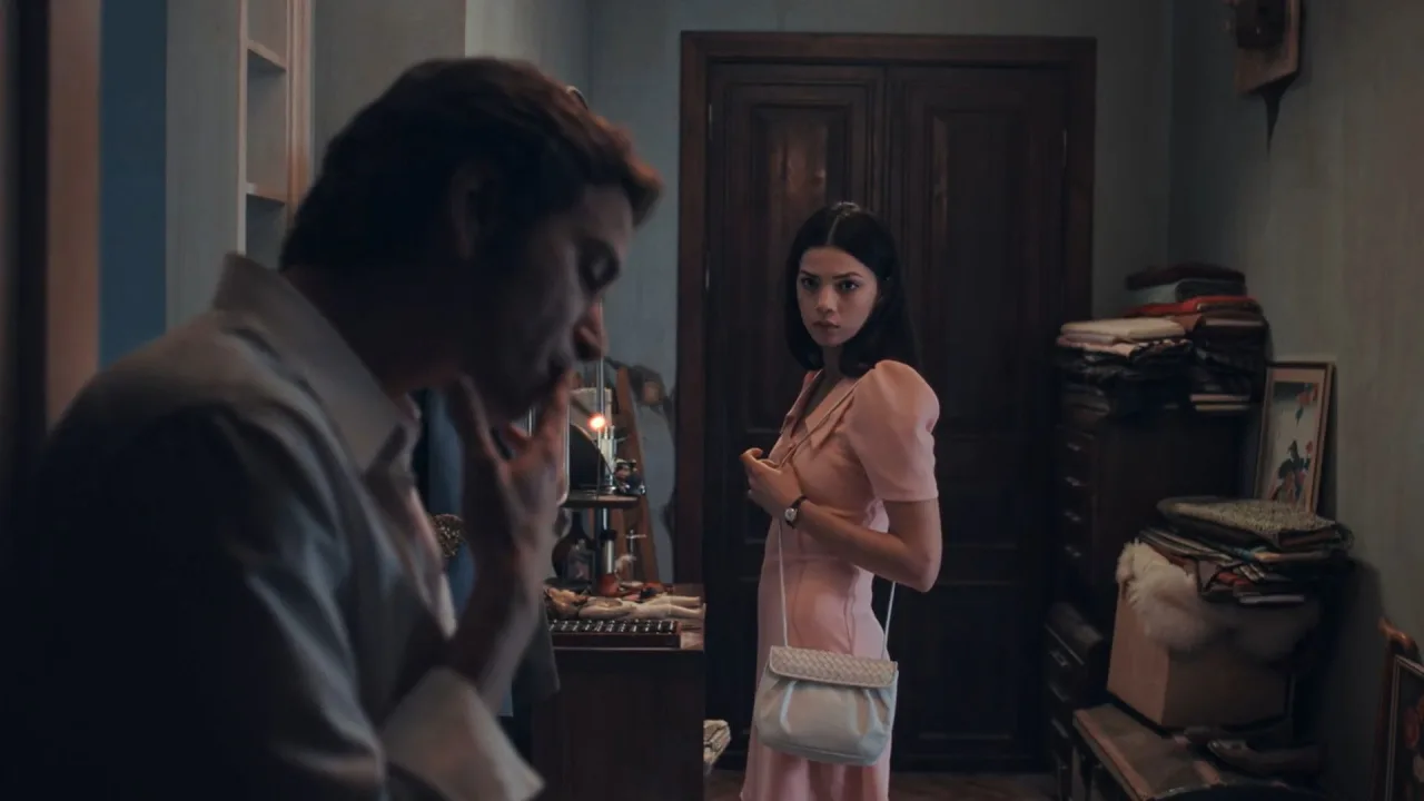 Masumiyet Müzesi 1080p İndir - görsel 2