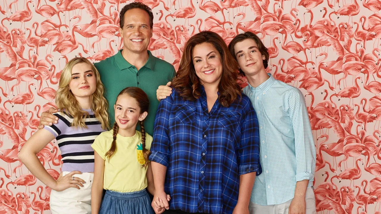 American Housewife 720p İndir - görsel 4