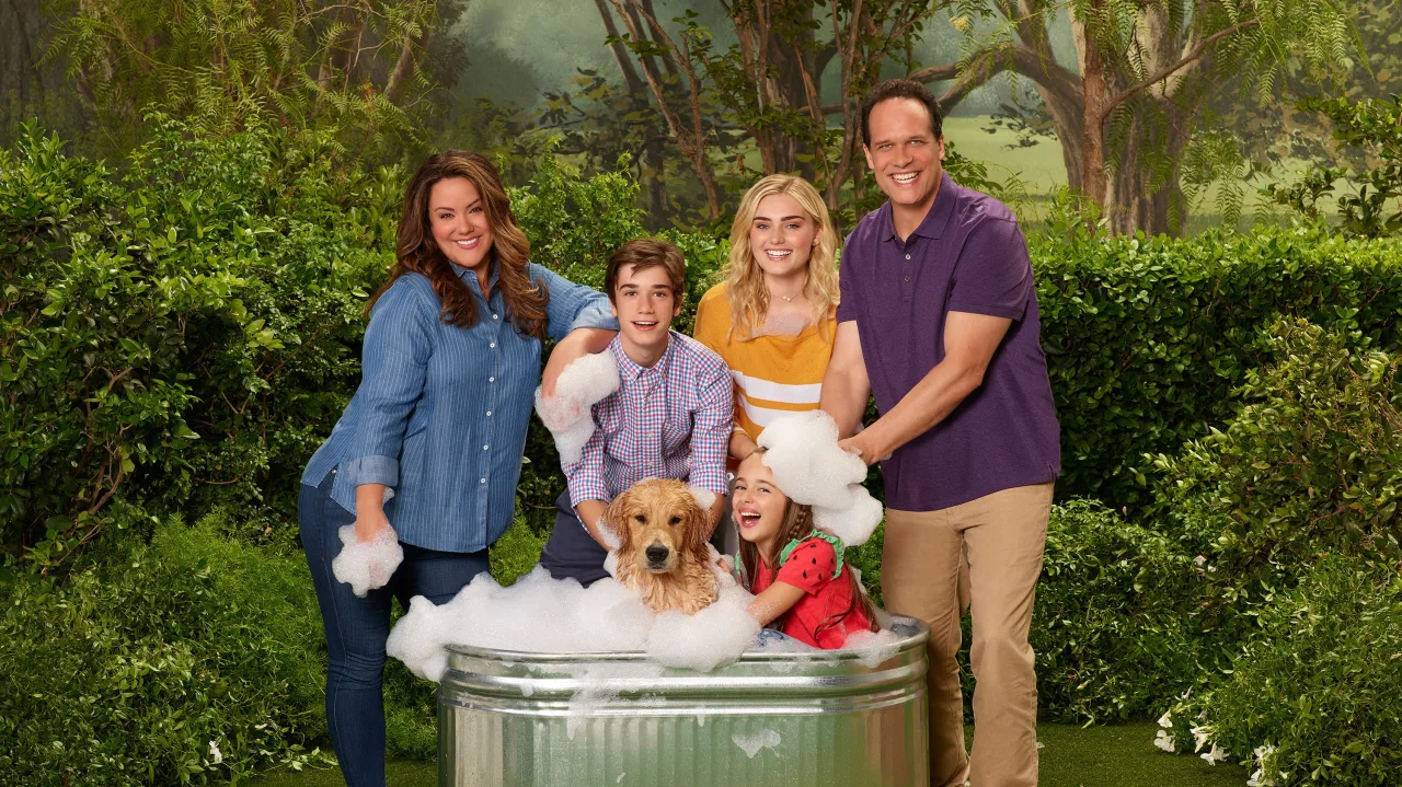 American Housewife 720p İndir - görsel 5