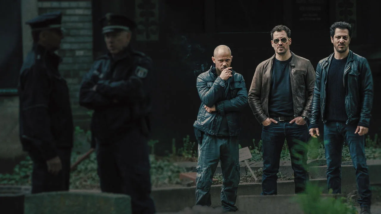 Dogs of Berlin 1080p İndir - görsel 7