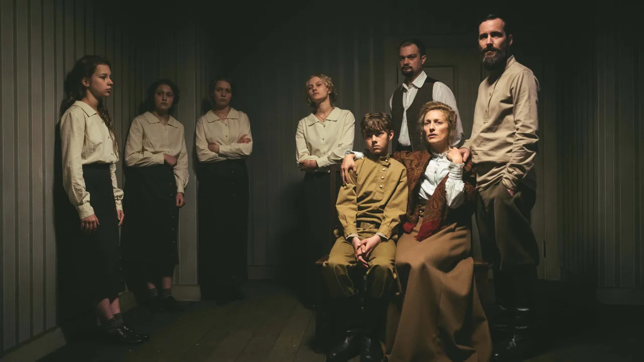 The Last Czars 1080p İndir - görsel 2