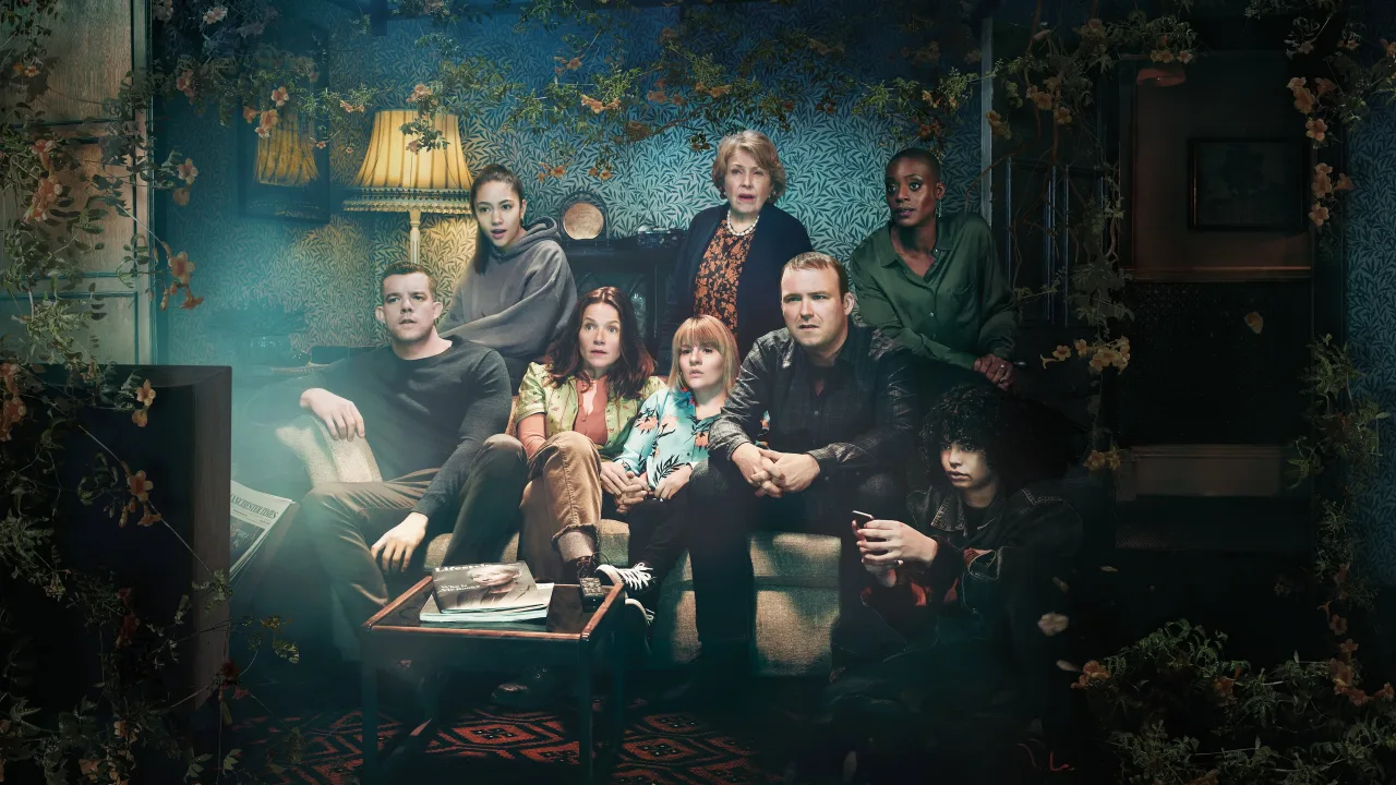 Years and Years 1080p İndir - görsel 2