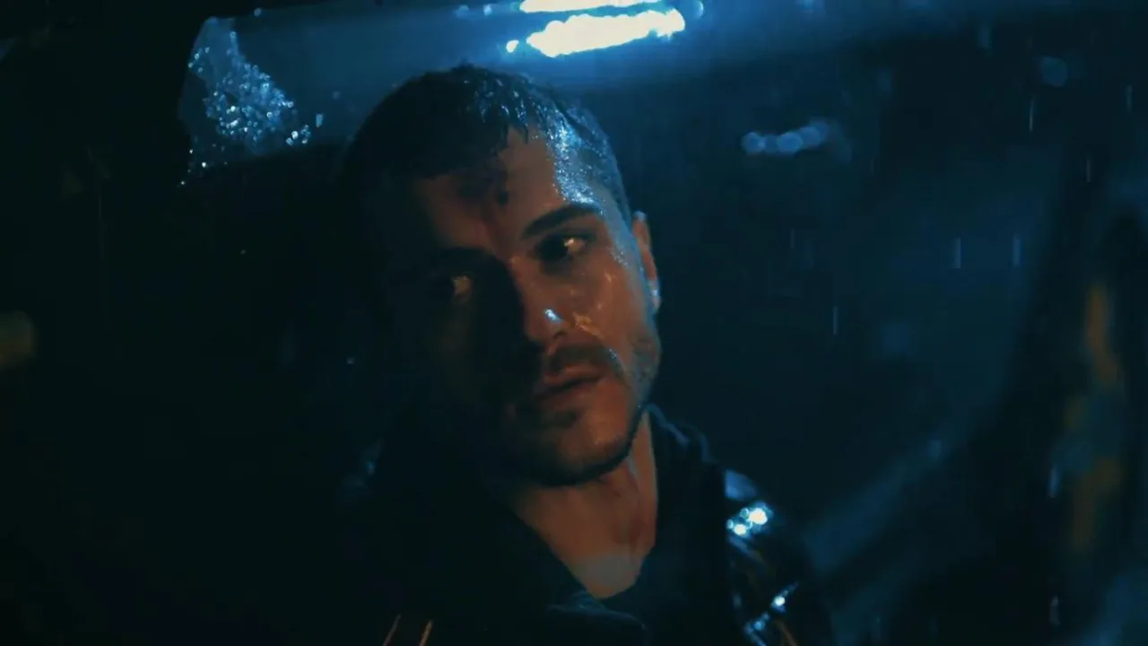 Çarpışma 1080p İndir - görsel 9