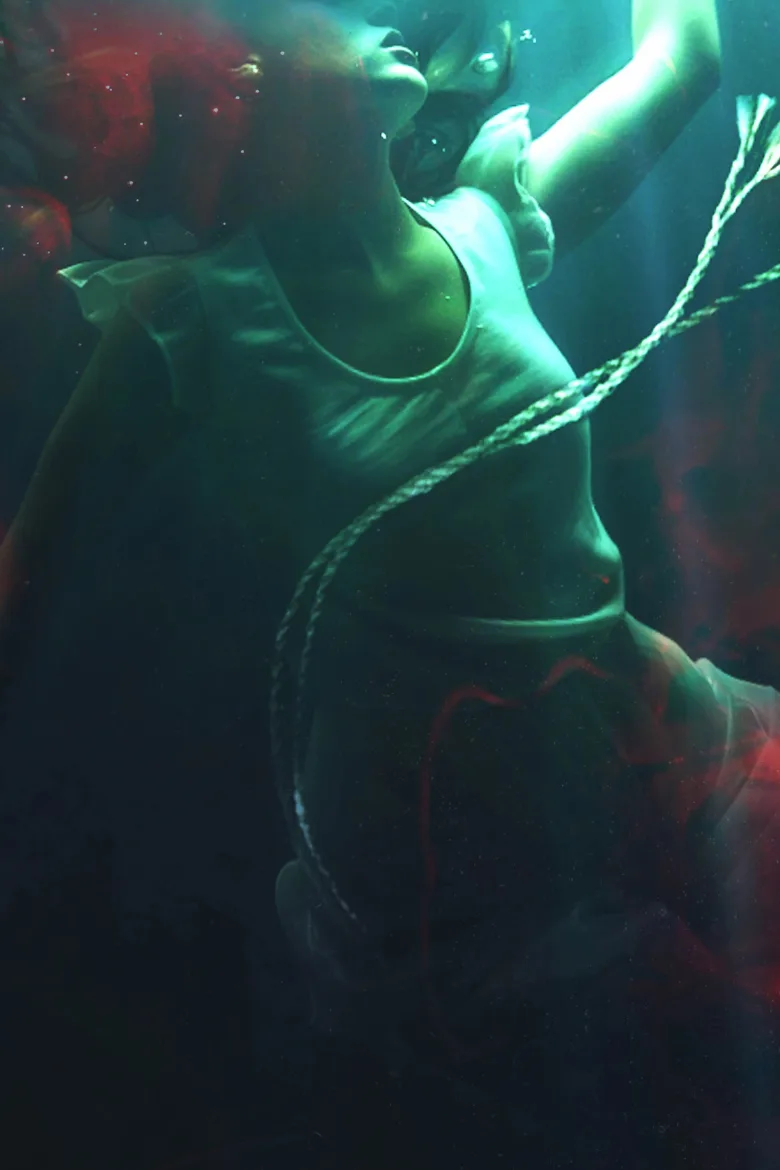 Bodies in the Water 1080p Dual İndir - görsel 9