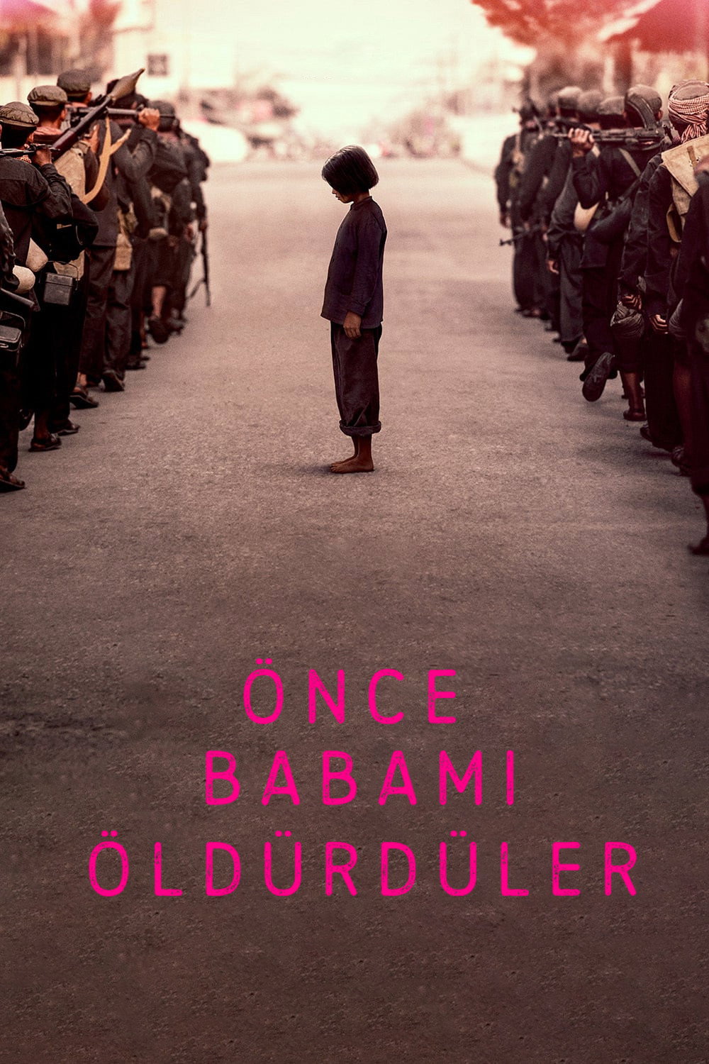 Önce Babamı Öldürdüler İndir
