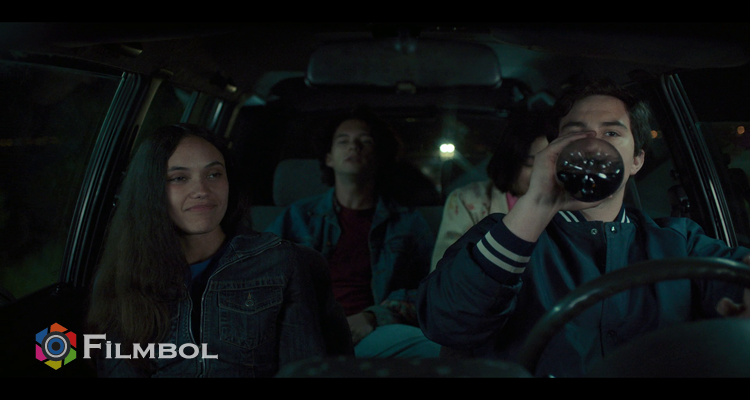 Biri Gerçeği Biliyor Olmalı İndir